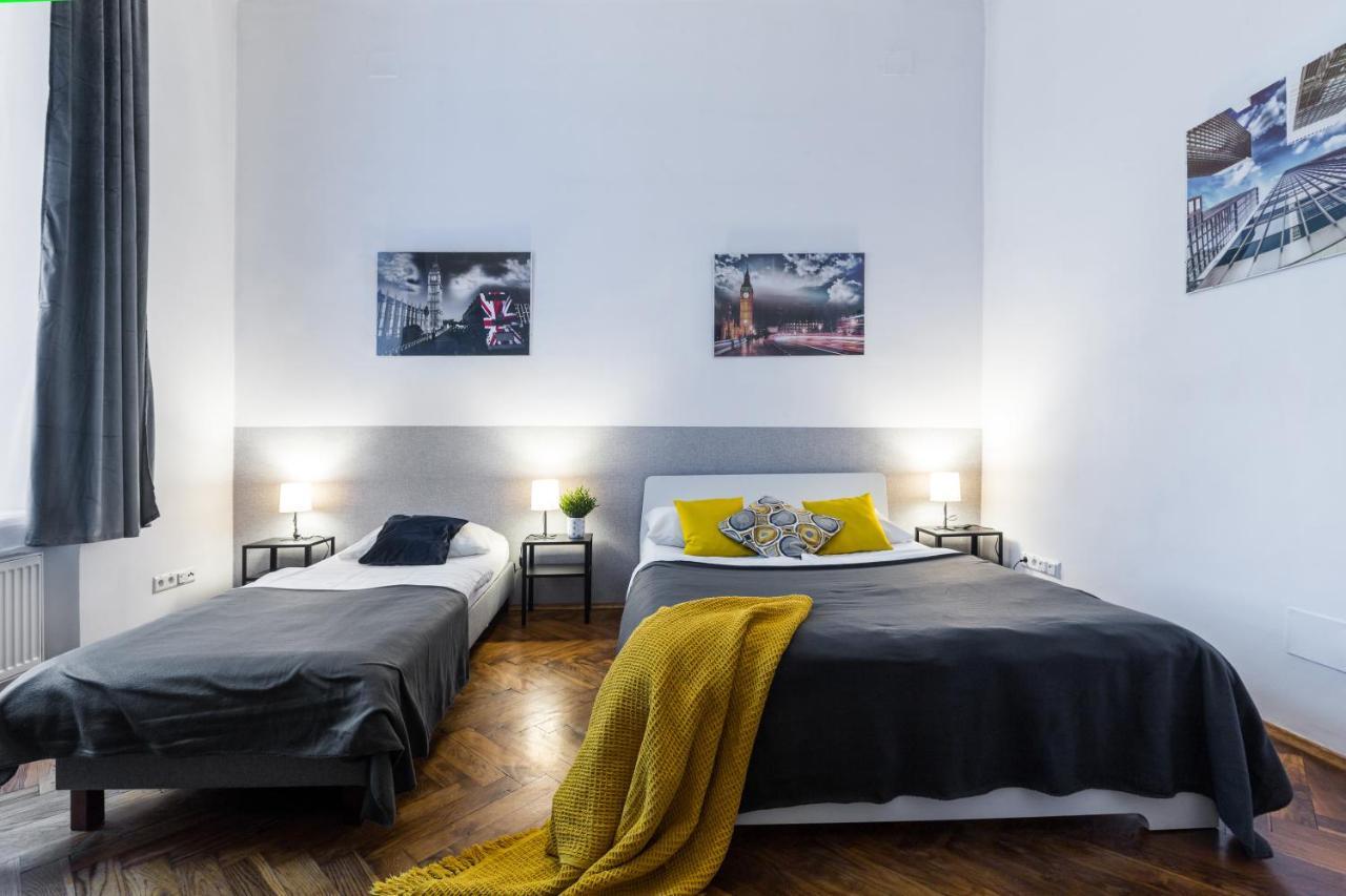 Wawel Cracow Old City Apartments - Friendhouse Apartments Krakau Buitenkant foto
