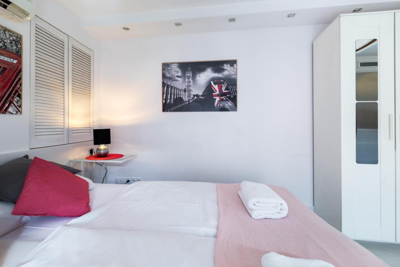 Wawel Cracow Old City Apartments - Friendhouse Apartments Krakau Buitenkant foto