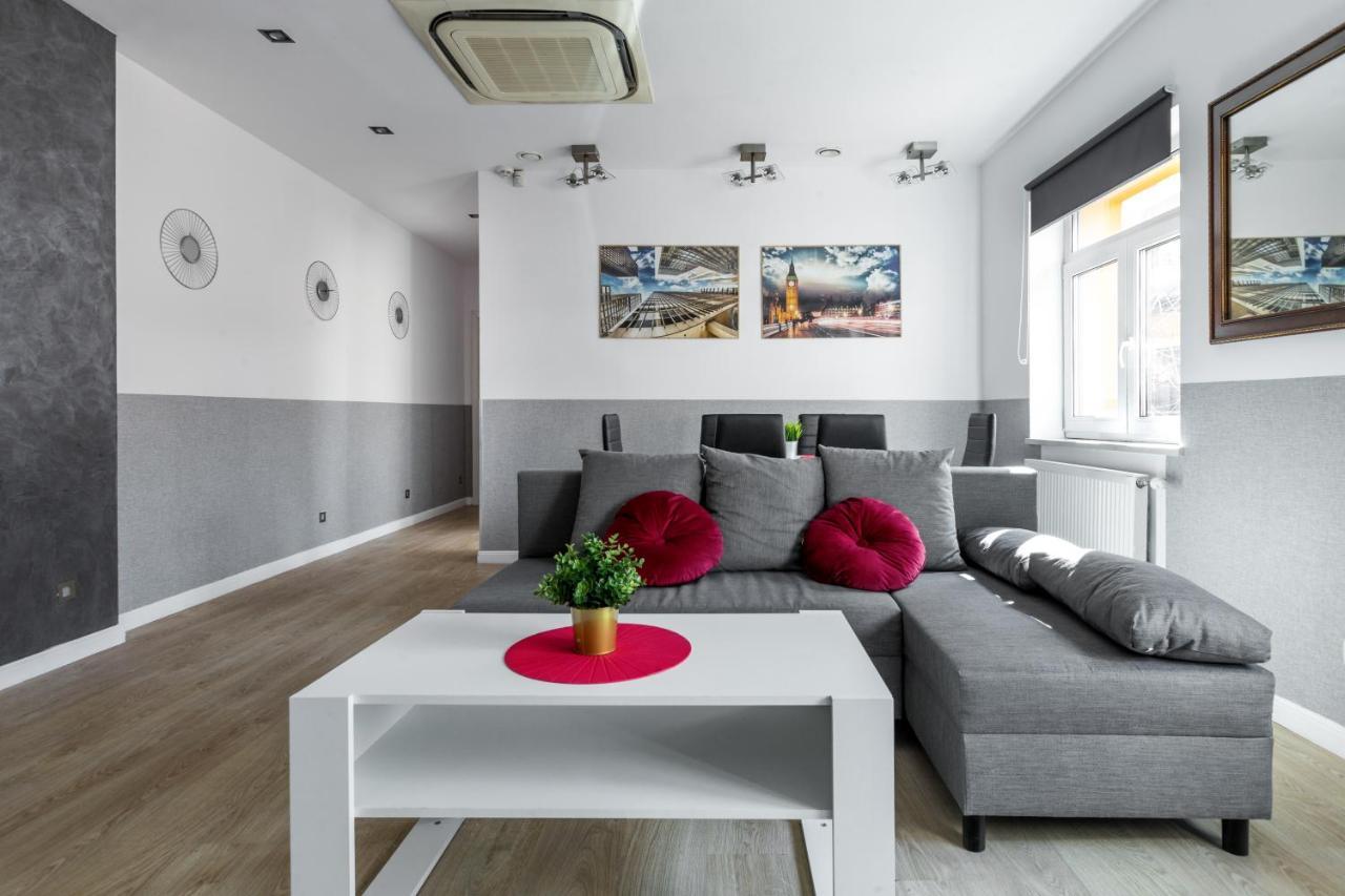 Wawel Cracow Old City Apartments - Friendhouse Apartments Krakau Buitenkant foto